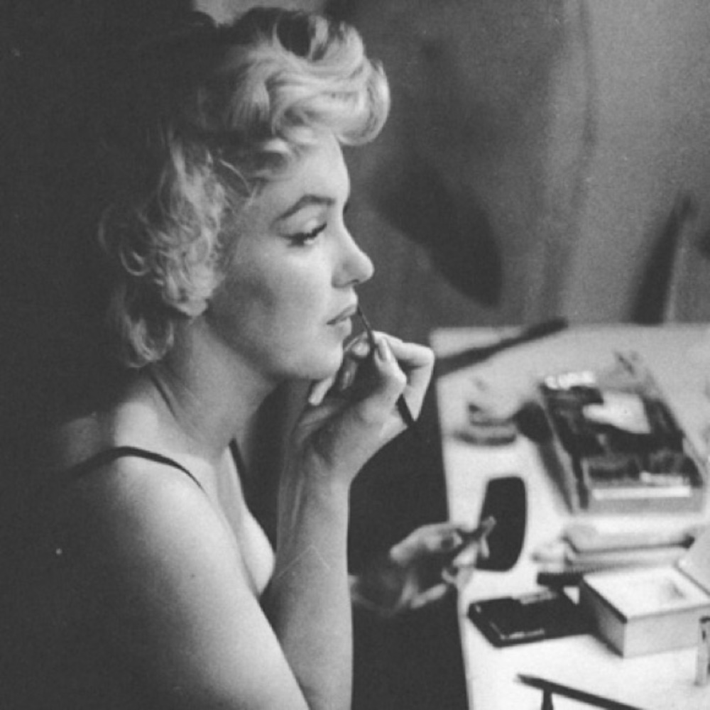 Meet your Posher, Monica